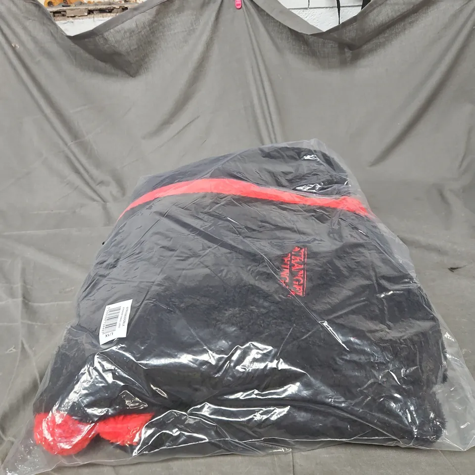 STRANGER THINGS BATHROBE 