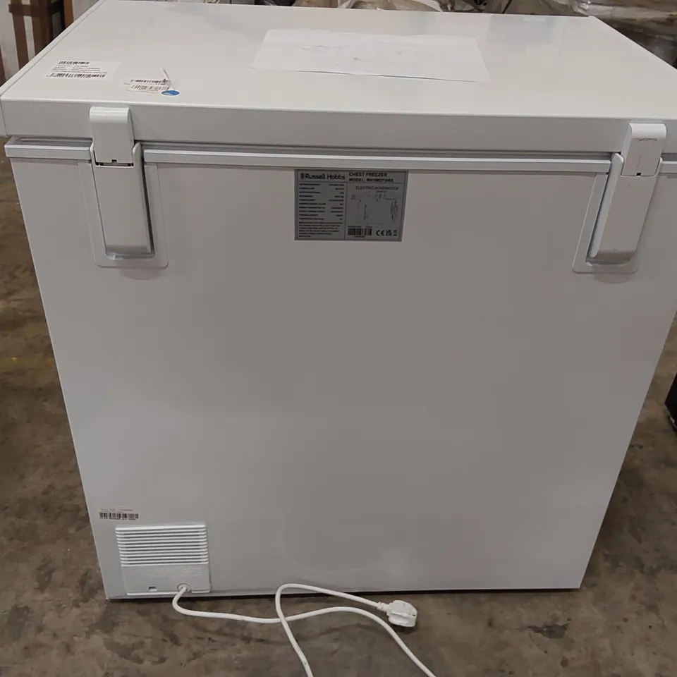 RUSSELL HOBBS RH198CF3003 198L FREESTANDING WHITE CHEST FREEZER, ADJUSTABLE THERMOSTAT, 4 STAR FREEZER RATING