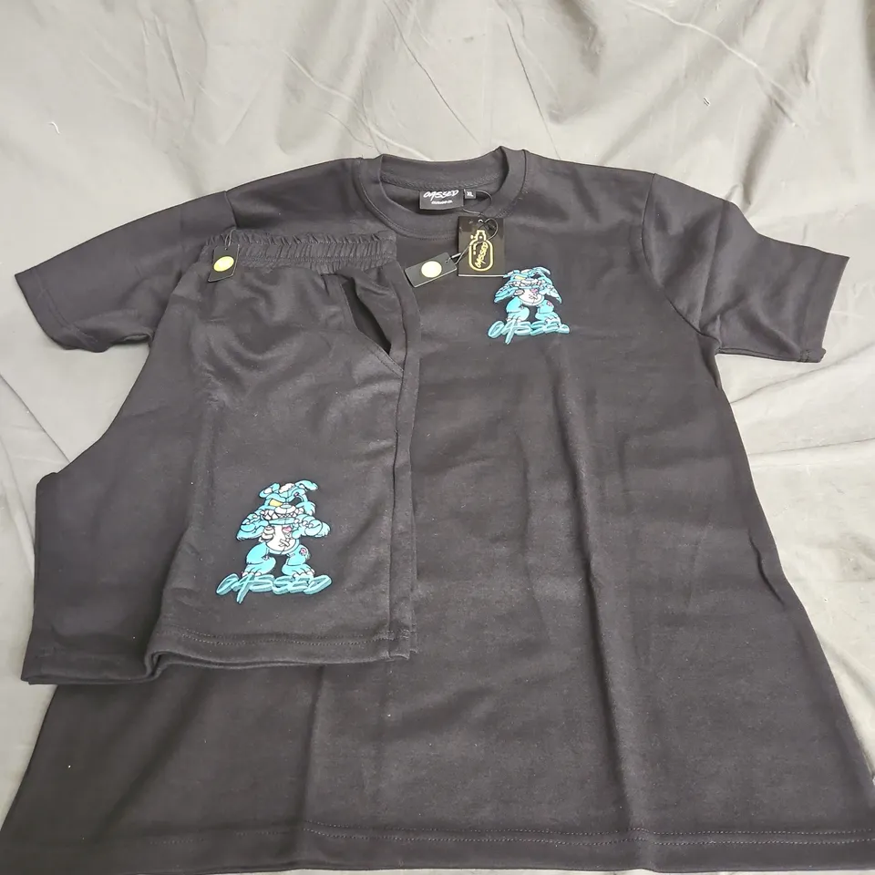 GASSED TSHIRT & SHORTS SET IN BLACK SIZE XL