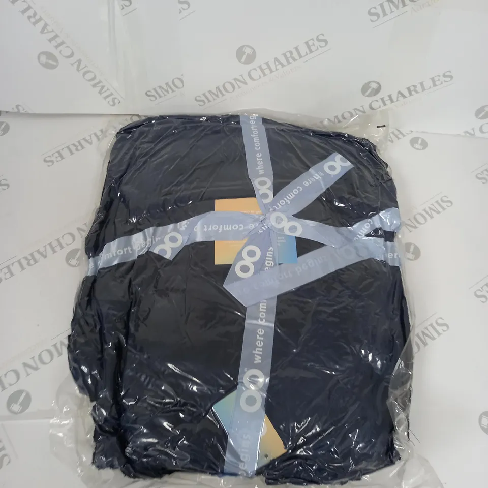 OODIE OVERSIZED WEARABLE BLANKET 