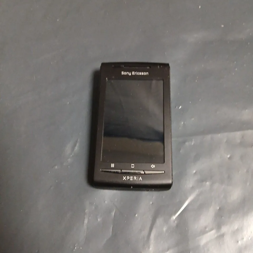 SONY ERICSSON XPERIA X8 SMARTPHONE – BLACK (BOXED)