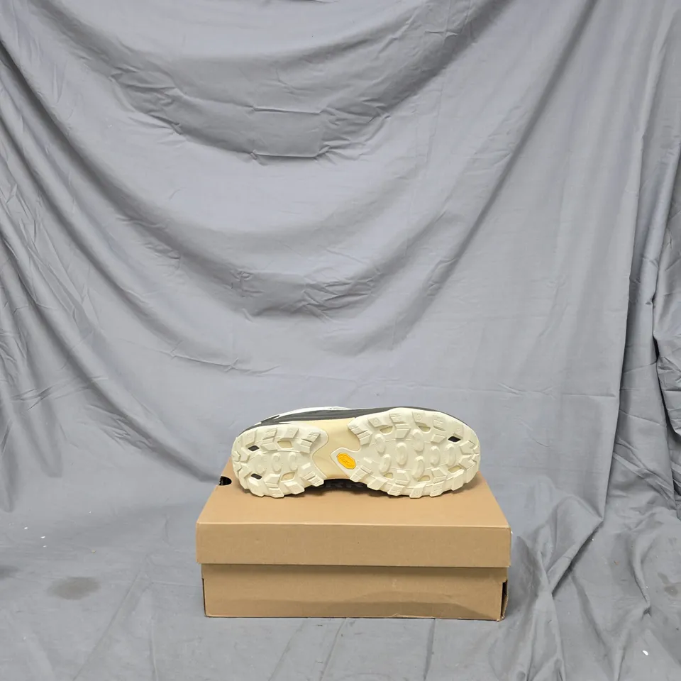 Merrell Sneakers – Light Grey/Off-White SIZE 11.5