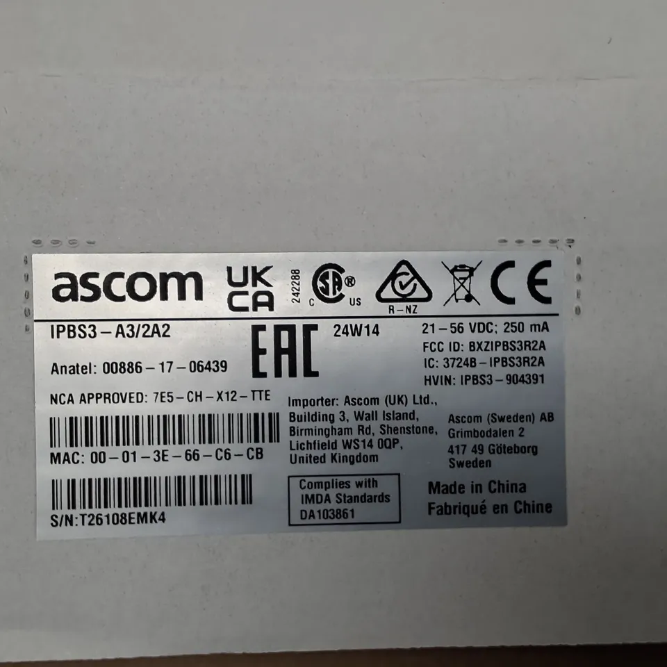 LOT OF 5 BOXED ASCOM IP-DECT BASE STATIONS - IPBS3/DB1