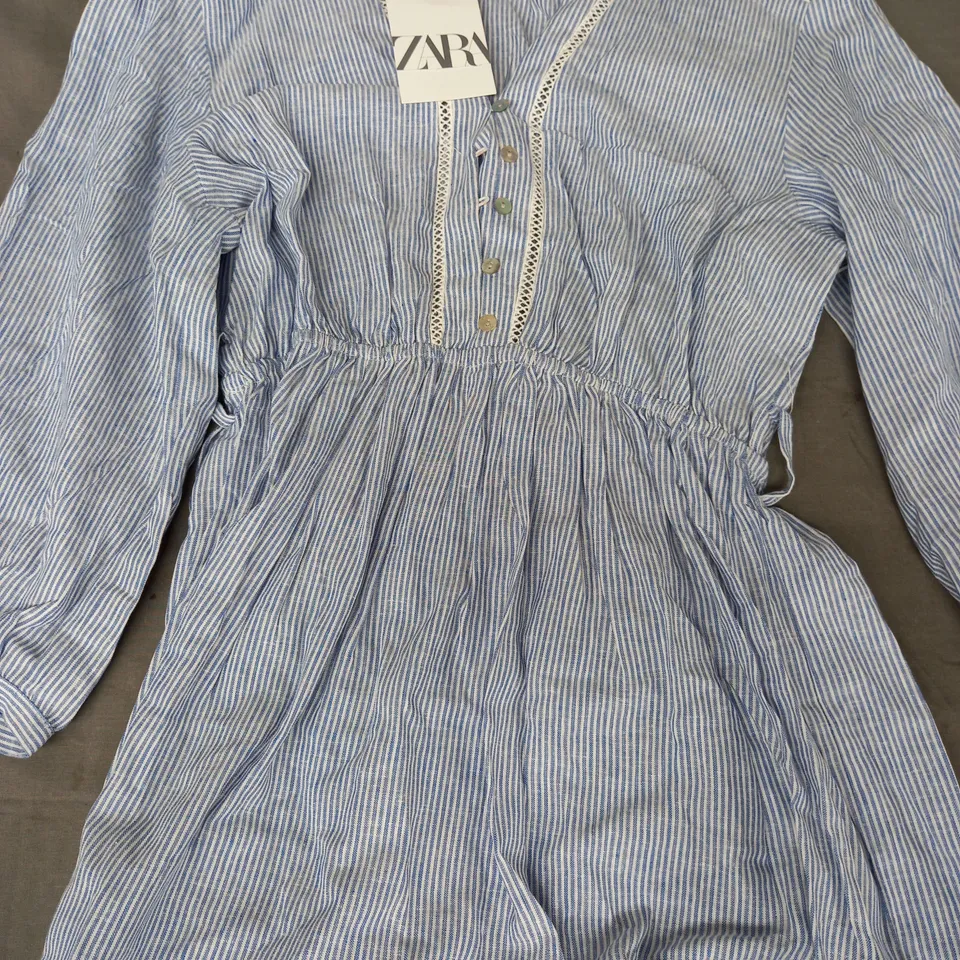 ZARA PINSTRIPE DRESS IN BLUE/WHITE SIZE XS