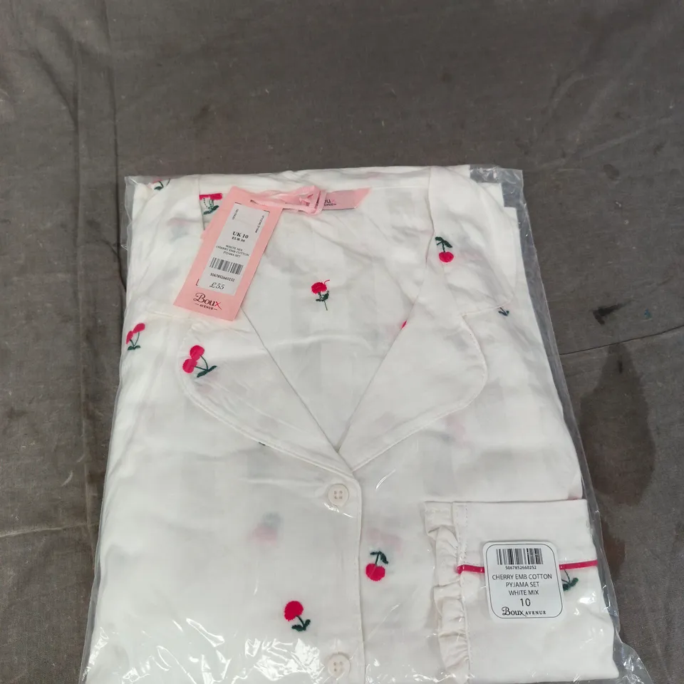 BAGGED  BOUX AVENUE WHITE CHERRY EMBROIDERY COTTON PYJAMA SET - SIZE 10