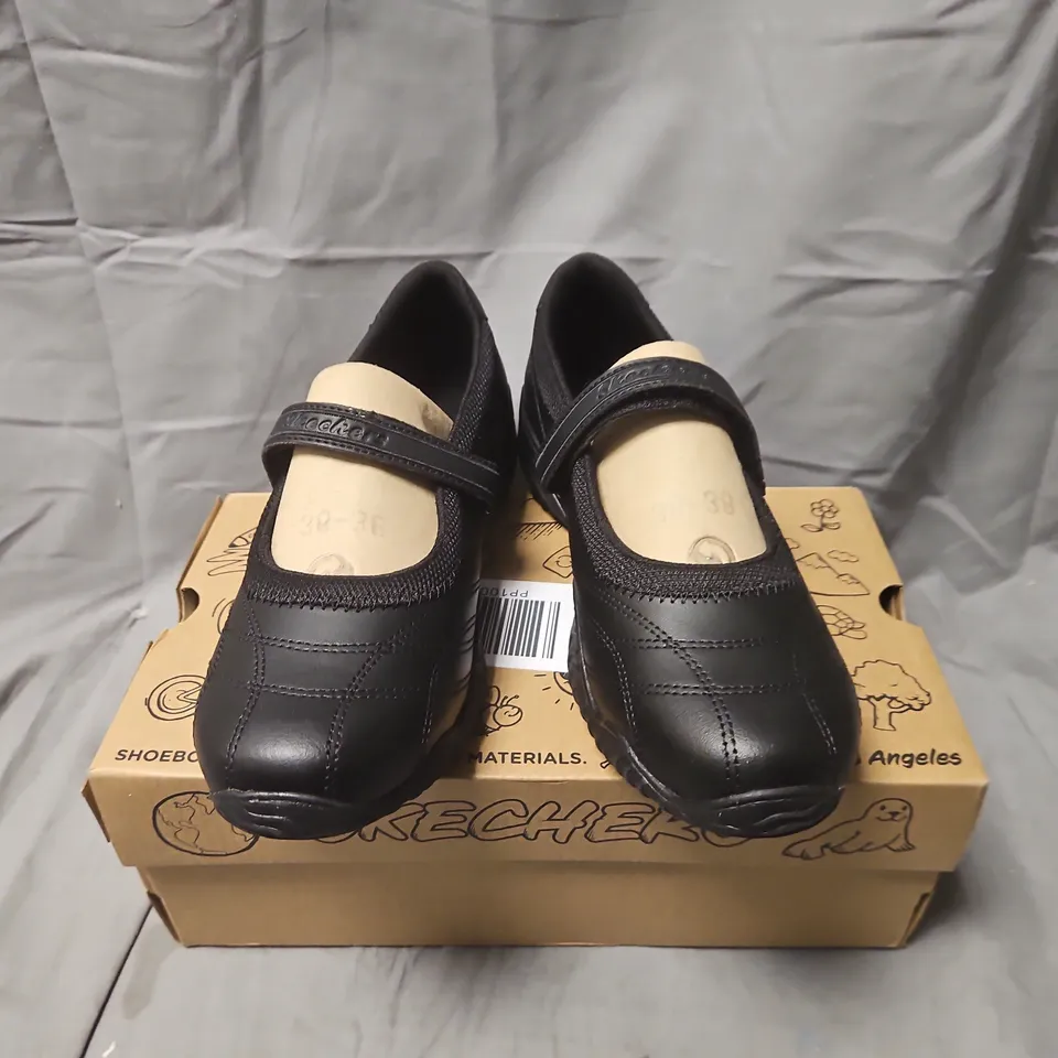 BOXED SKECHERS BLACK VELCRO STRAP SHOES – UK 5 (EU 38)
