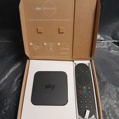 SKY STREAM STREAMING BOX WITH REMOTE