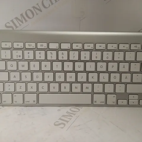 APPLE WIRELESS KEYBOARD A1314