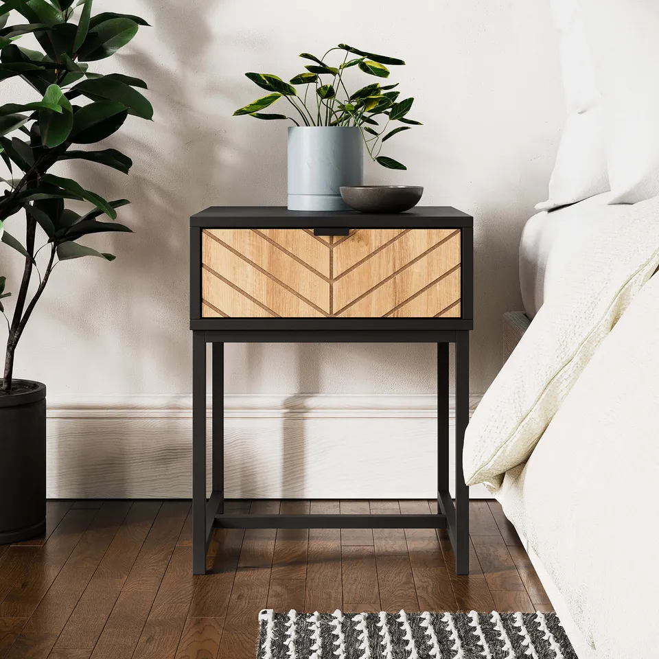 BOXED NIXON 1 DRAWER BEDSIDE TABLE, BLACK (1 BOX)