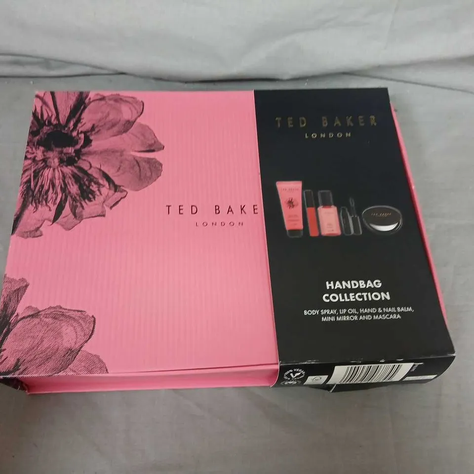 TED BAKER LONDON HANDBAG COLLECTION – COSMETIC SET (BOXED)