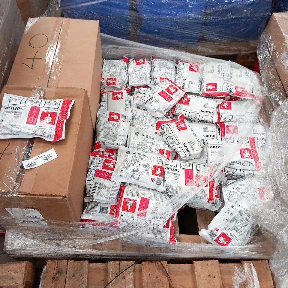 PALLET OF APPROXIMATELY 100 PHILIPSHEART START M507IA AED ADHESIVE DEFIBRILLATOR PADS