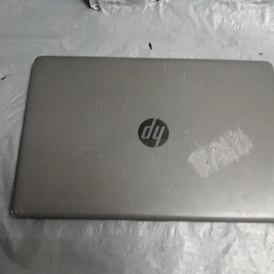 UNBOXED HP 255 G7 AMD RYZEN 3 LAPTOP