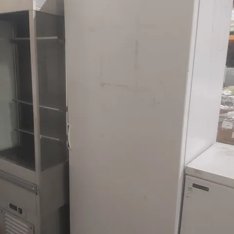 MONDIAL ELITE COMMERCIAL UPRIGHT TEMPERATURE CONTROLLED FOOD STORAGE CABINET
