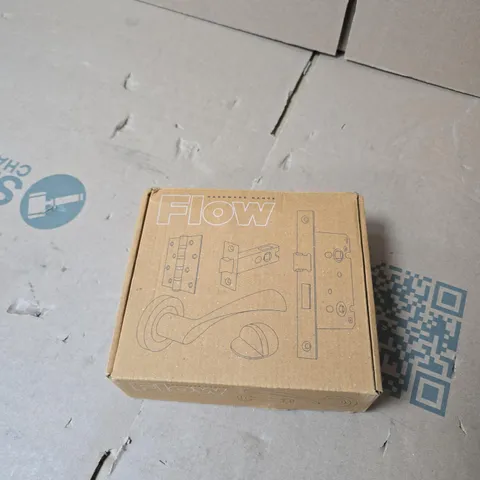 FLOW HARDWARE RANGE DOOR HANDLE SET – BOXED