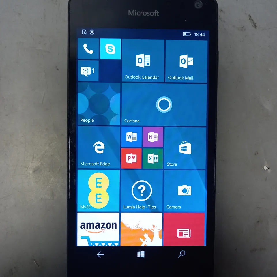 MICROSOFT LUMIA 650 MOBILE PHONE