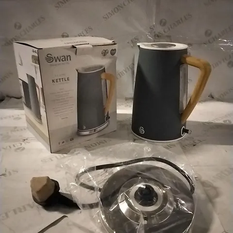 BOXED SWAN 1.7L KETTLE 
