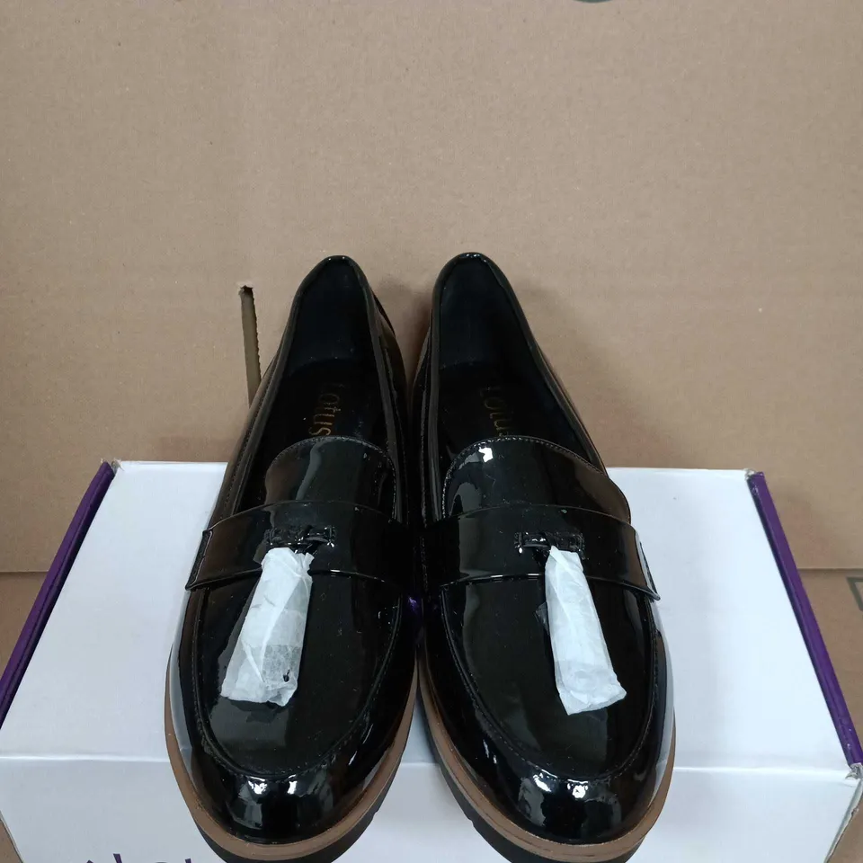 BOXED PAIR OF LOTUS WOMEN'S PATENT LEATHER LOAFERS – BLACK - UK SIZE 5