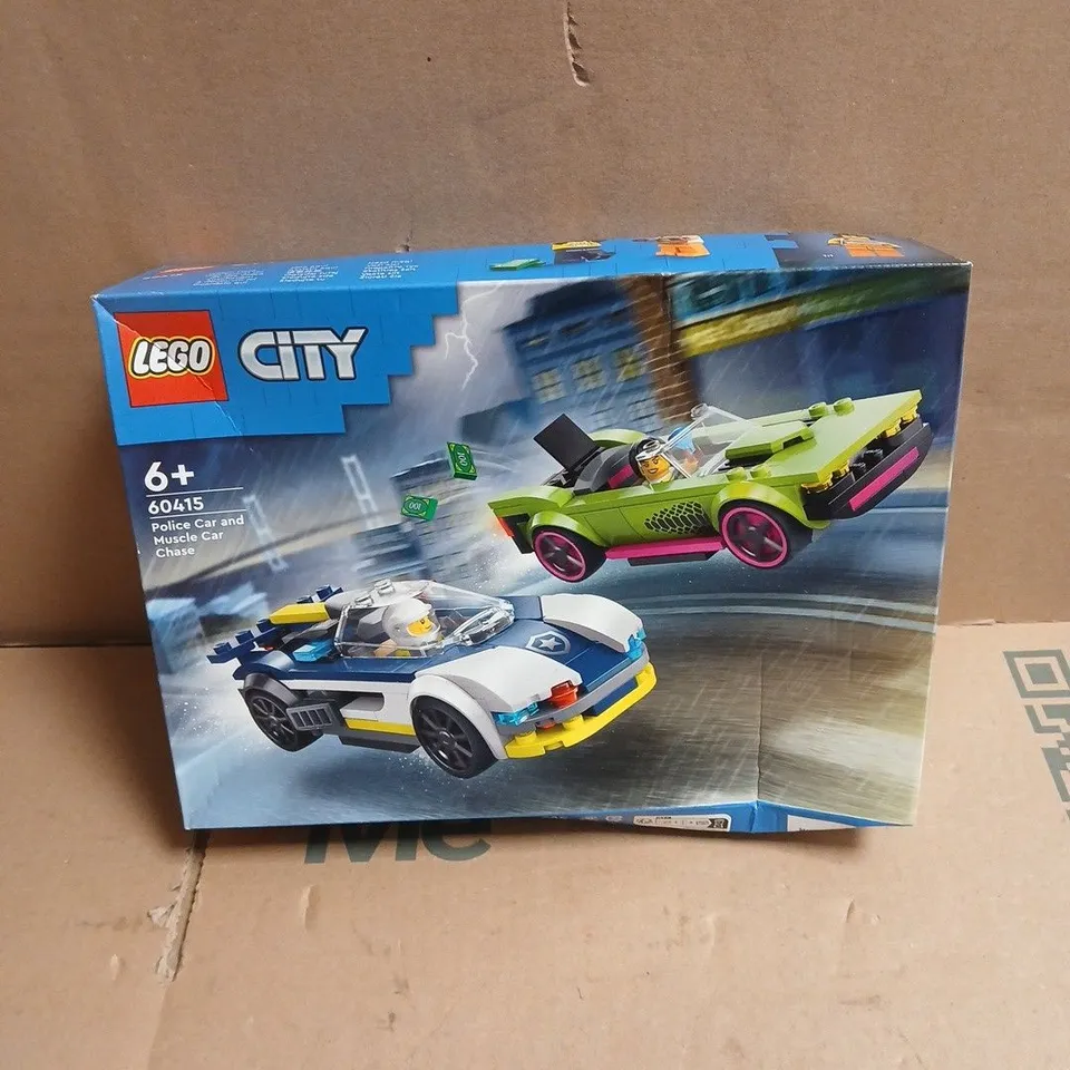 LEGO CITY 6+ POLICE CAR AND MUSCLE CAR CHASE BOXED