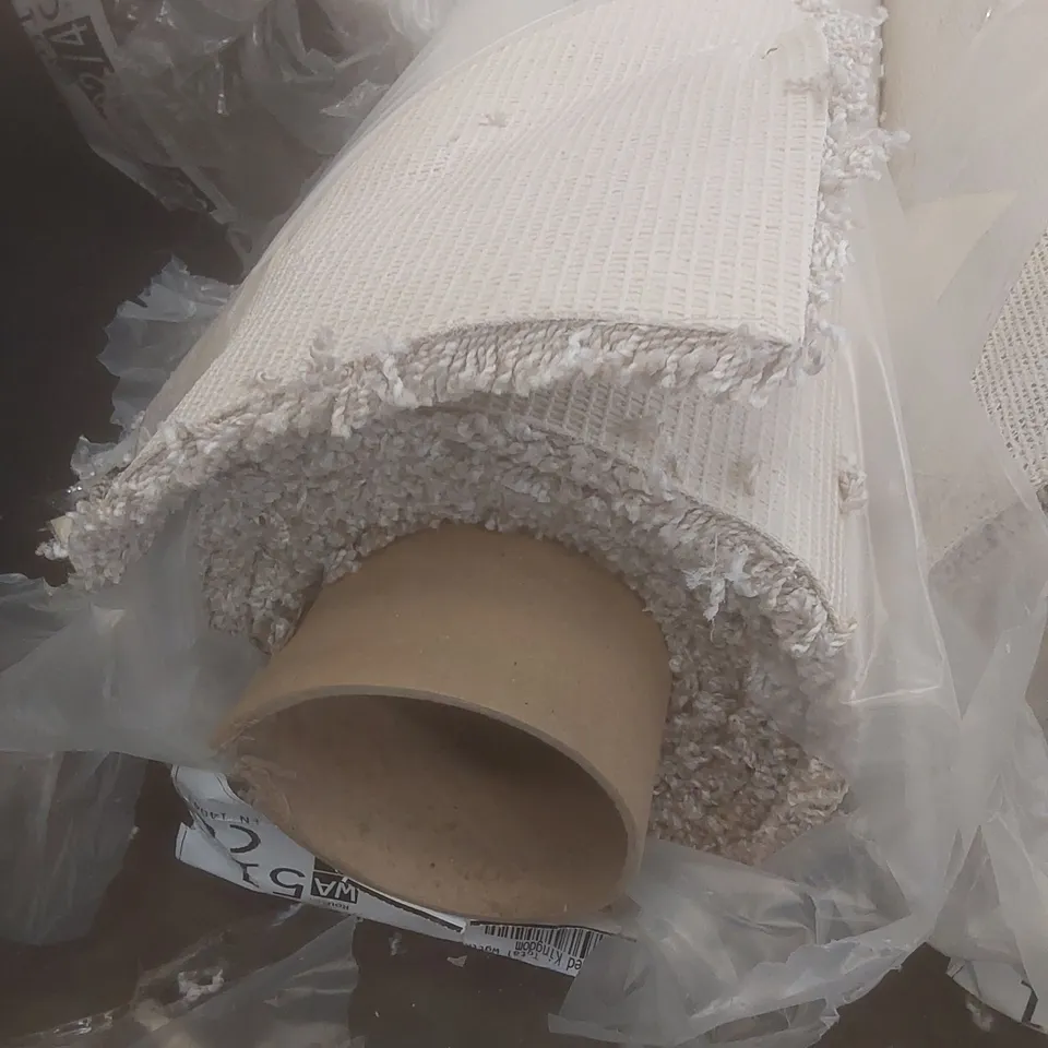 ROLL OF QUALITY ULTIMATE EXPRESSIONS EARL GREY CARPET // SIZE: APPROX 4 X 4.1m