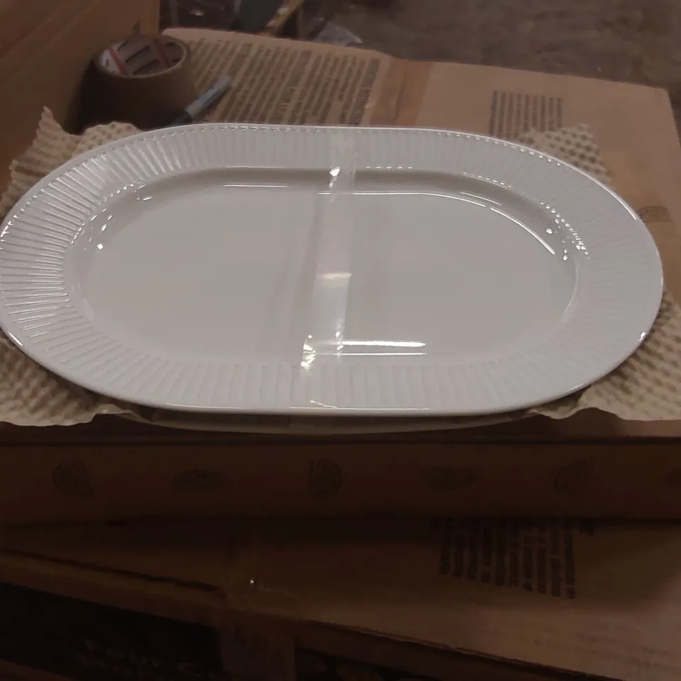 BRAND NEW BOXED PAIR OF PILLIVUYT OVAL PLEATED PLATTERS