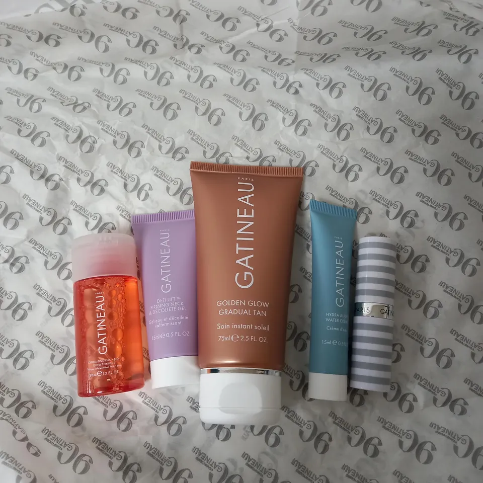 BOX OF APPROX 5 ASSORTED GATINEAU BEAUTY PRODUCTS TO INCLUDE GOLDEN GLOW GRADUAL TAN, HYDRA AURA WATER CREAM, DEFI LIFT FIRMING NECK AND DECOLLETE GEL, ETC.