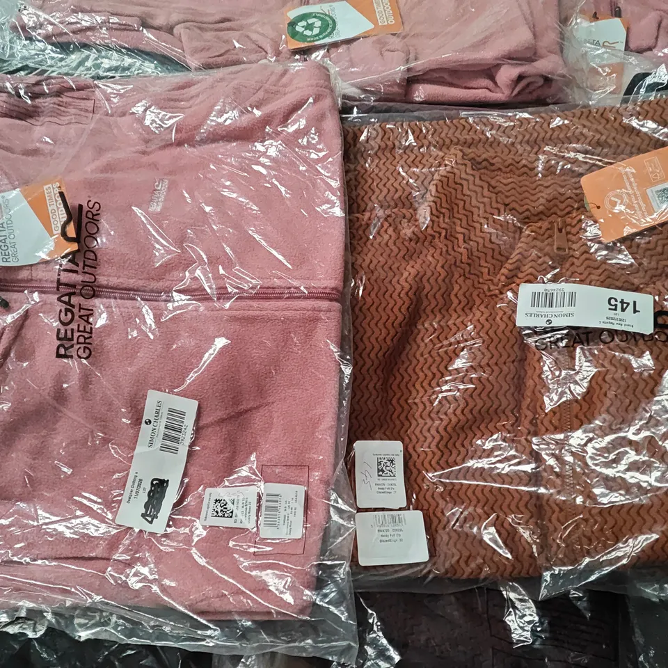 LOT OF 8 ASSORTED BRAND NEW REGATTA & DARE2BE JACKETS AND FLEECES IN VARIOUS STYLES AND SIZES