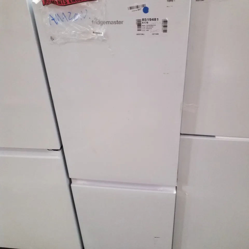 FRIDGEMASTER 50CM FREESTANDING 6040 FRIDGE FREEZER - UNPROCESSED RAW RETURN