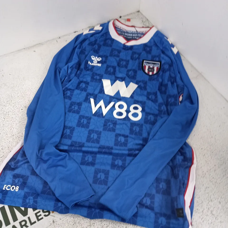 SUNDERLAND AFC HUMMEL FOOTBALL SHIRT – BLUE WITH CREST, SIZE L (UK L) [CITY BY THE SEA ON BACK]