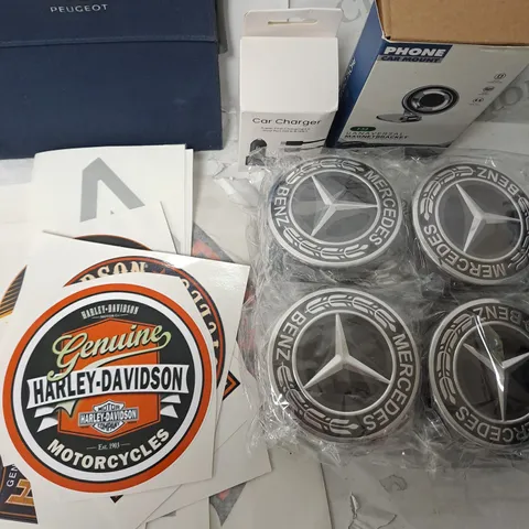 BOX OF ASSORTED ITEMS TO INCLUDE HARLY DAVIDSON STICKERS - PHONE HOLDER AND CAR CHARGERS
