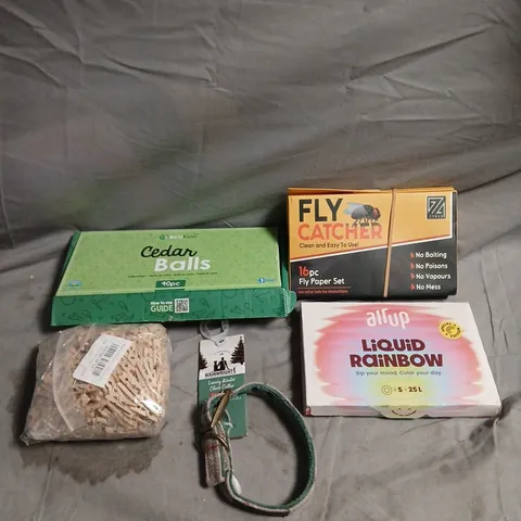 APPROXIMATELY 20 ASSORTED HOUSEHOLD ITEMS TO INCLUDE CEDAR BALLS, FLY CATCHER AND A WAINWRIGHT'S COLLAR
