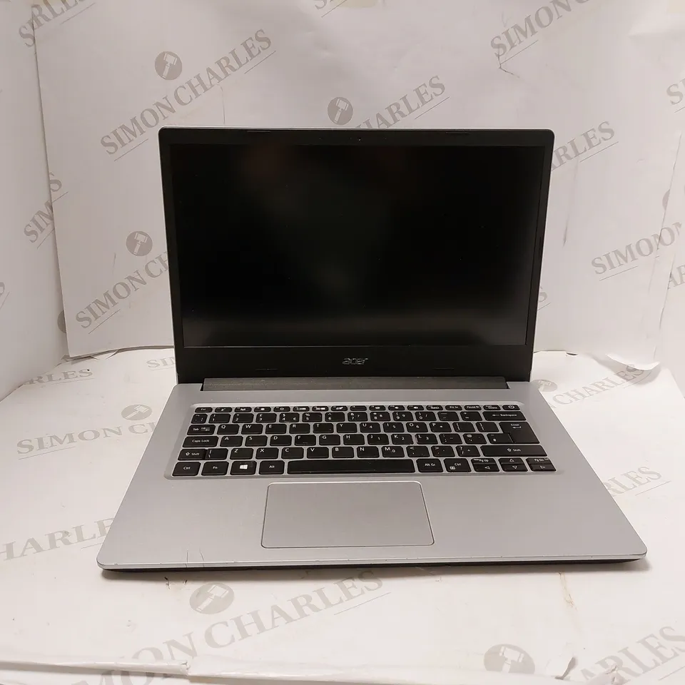 ACER ASPIRE 1 PURE SILVER