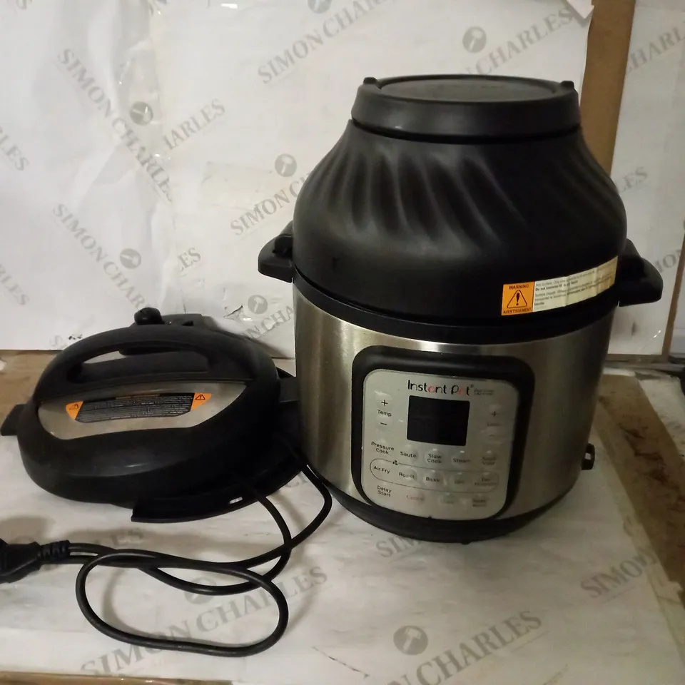 INSTANT POT DUO CRISP AIR FRYER MULTICOOKER
