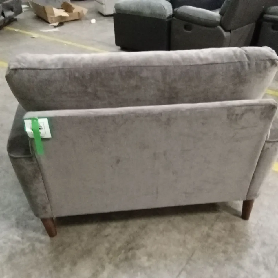 AIYANNA SNUGGLE CHAIR RRP £799