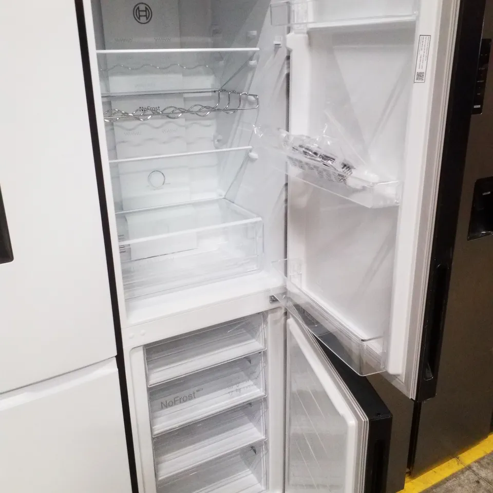 BOSCH 50/50 FROST FREE FRIDGE FREEZER - BLACK