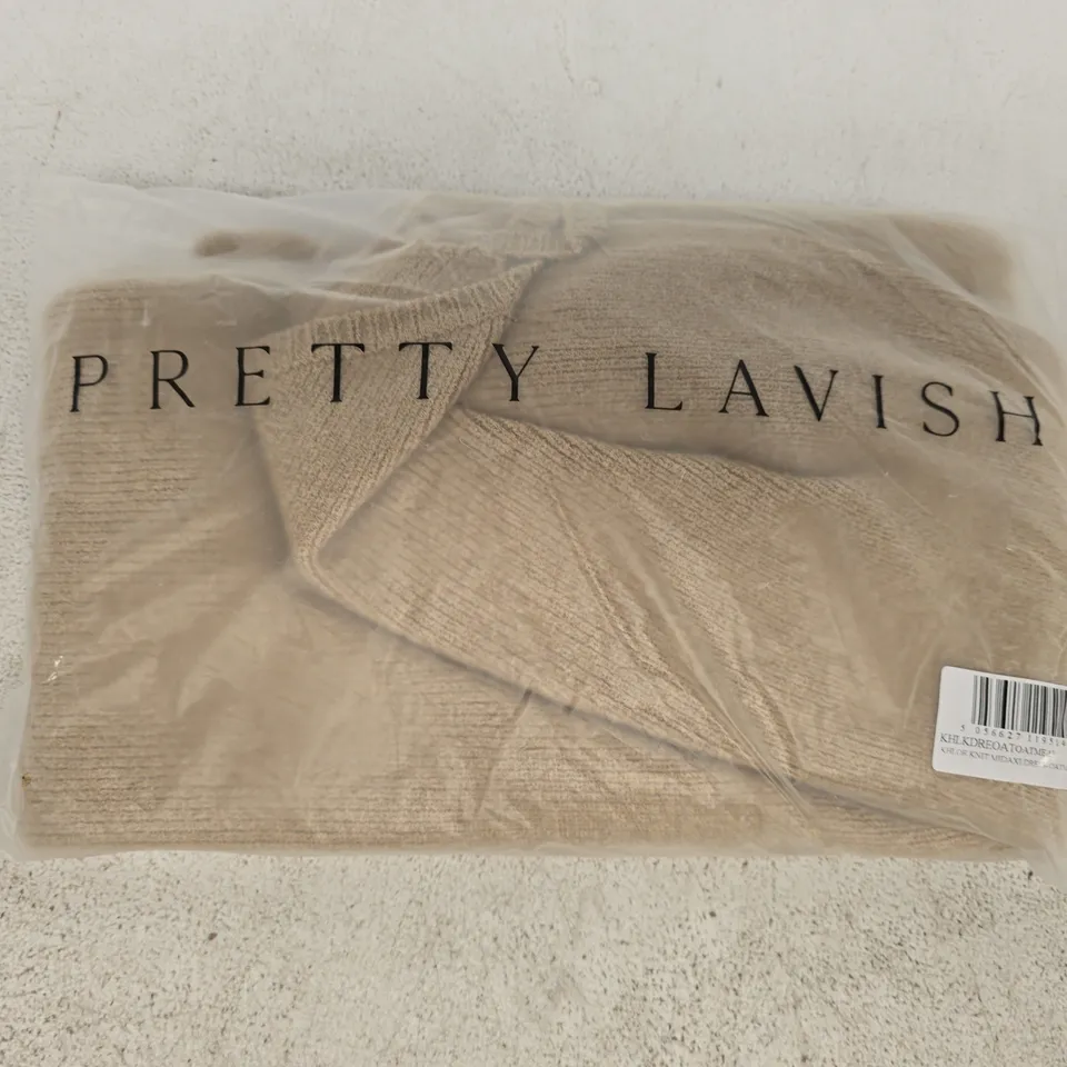 BAGGED PRETTY LAVISH KHLOE KNIT MIDAXI DRESS IN OATMEAL SIZE MEDIUM