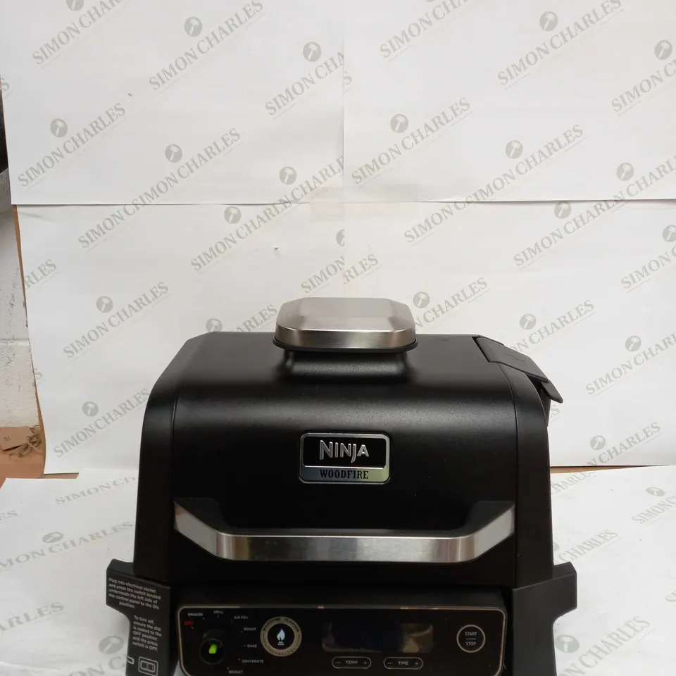 NINJA WOODFIRE ELECTRIC BBQ GRILL & SMOKER WITH AIR FRY FUNCTION OG701UKQ