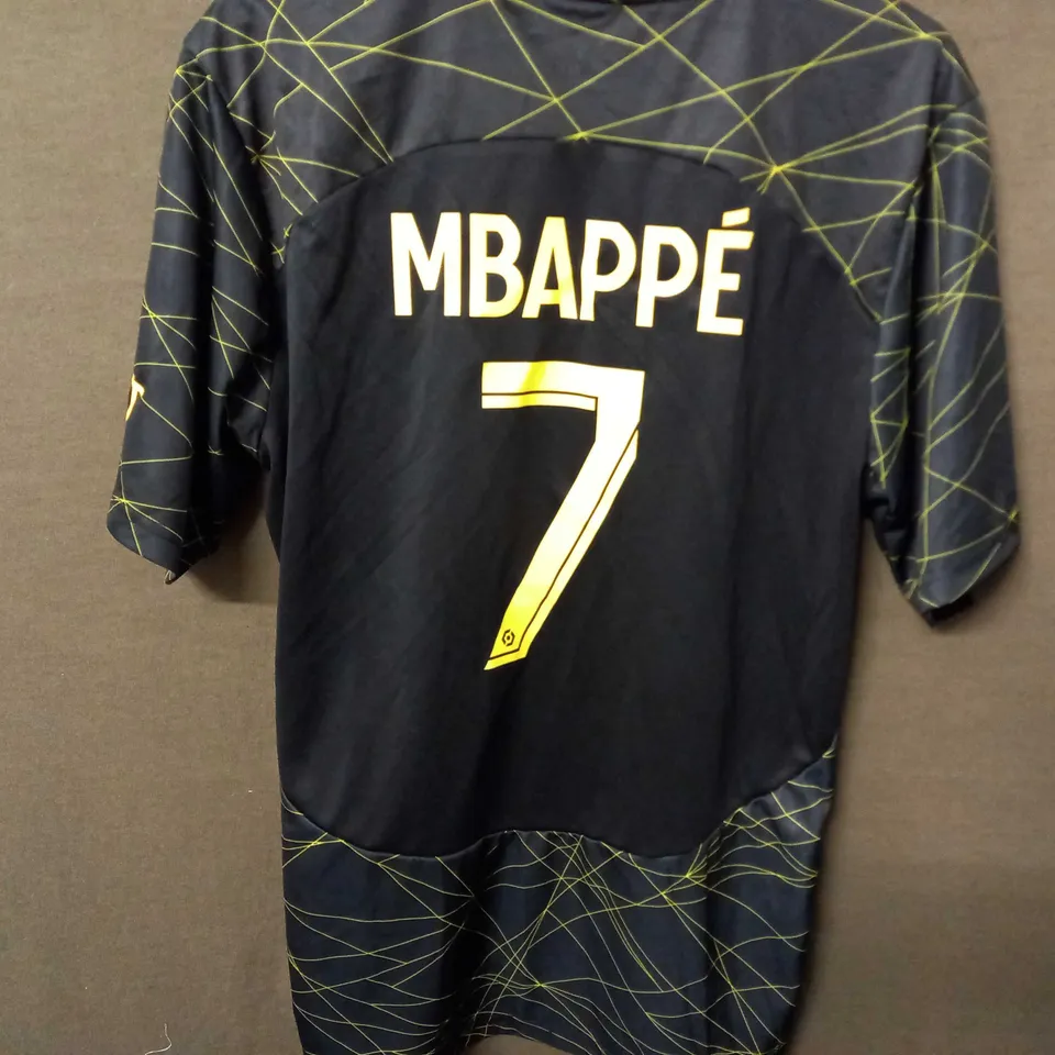 PSG'7 MBAPPE' 3RD FOOTBALL SHIRT - LARGE