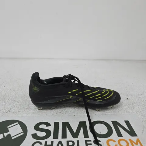 ADIDAS PREDATOR FOOTBALL BOOTS – UK 5 (US 6) – BLACK WITH NEON