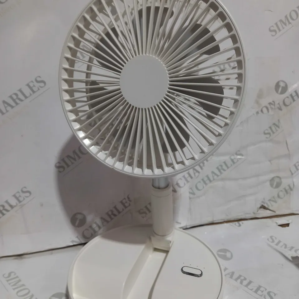 BOXED P11 FOLDING FAN 