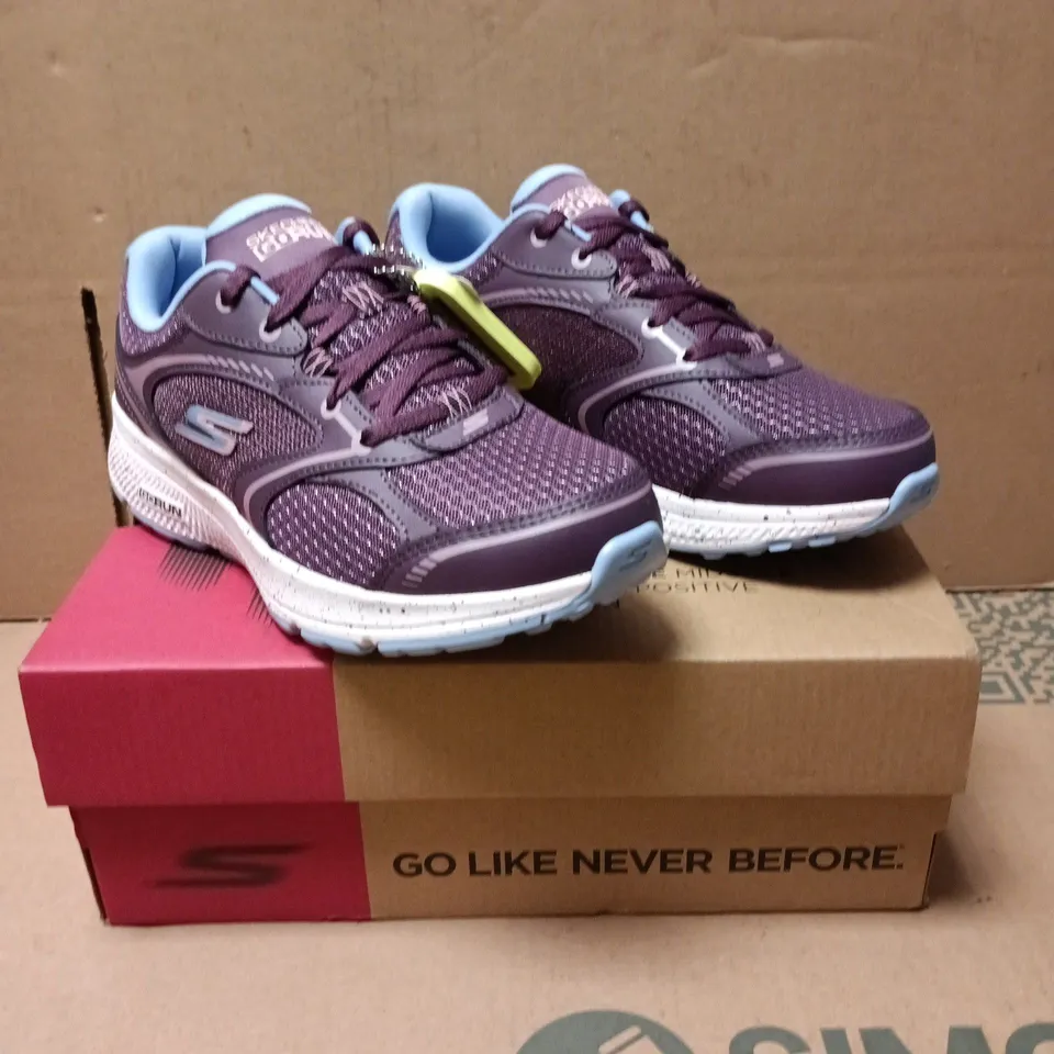 SKECHERS GO RUN CONSISTENT TRAINERS PLUM SIZE 3