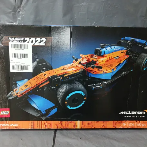 BOXED LEGO TECHNIC MCLAREN FORMULA 1 RACE CAR 2022 (42141)