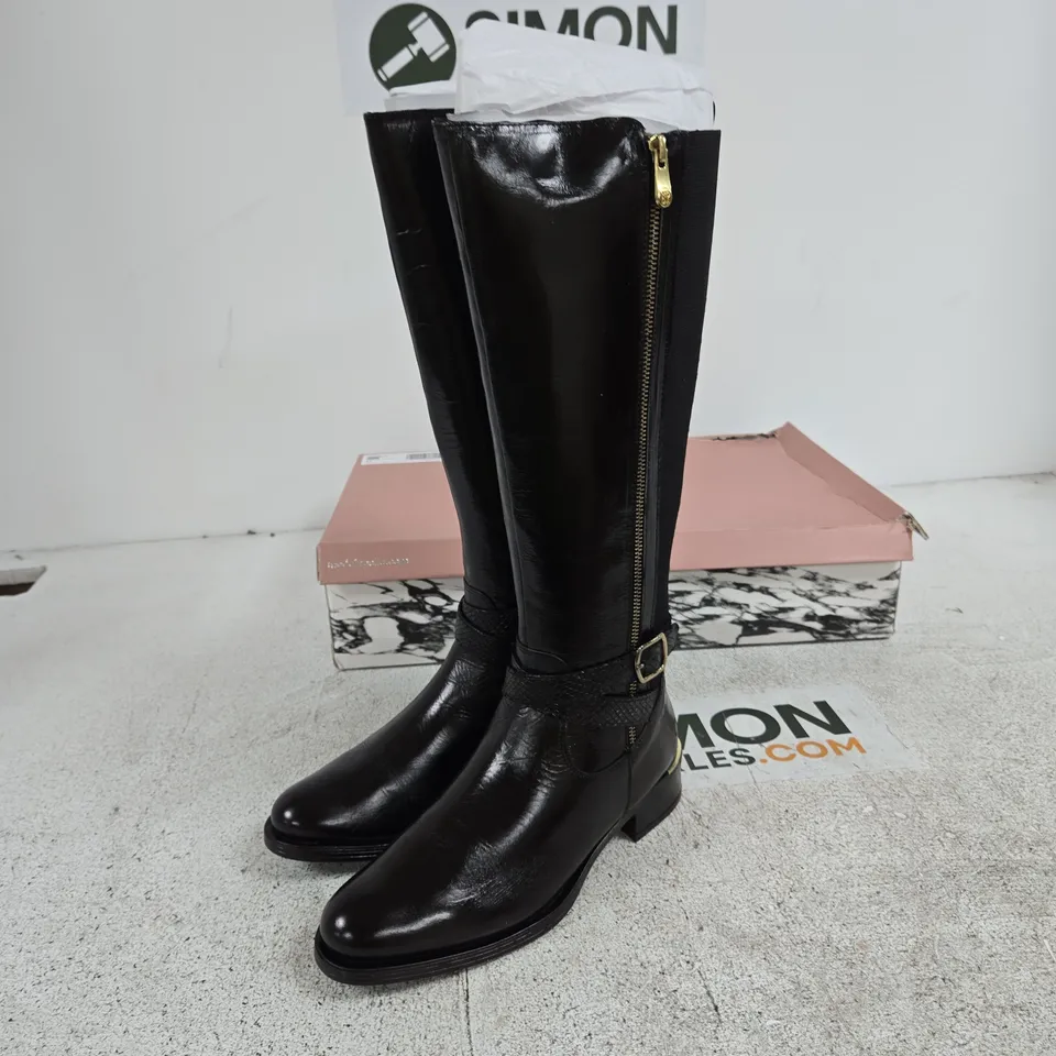 MODA IN PELLE SHARLA BLACK PATENT LEATHER KNEE-HIGH BOOTS, UK 7 (EU 41)