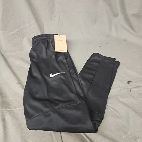 NIKE KIDS STANDARD FIT TRACK PANTS IN BLACK SIZE M