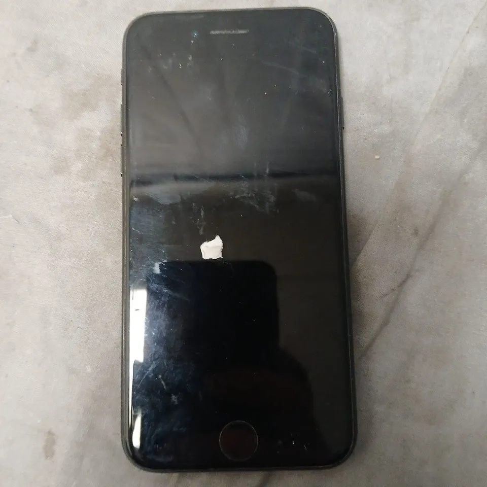 APPLE IPHONE IN BLACK (MODEL UNSPECIFIED)