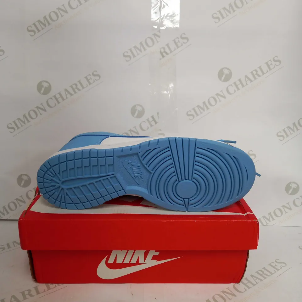 NIKE DUNK LOW RETRO IN WHITE & BLUE - UK 7