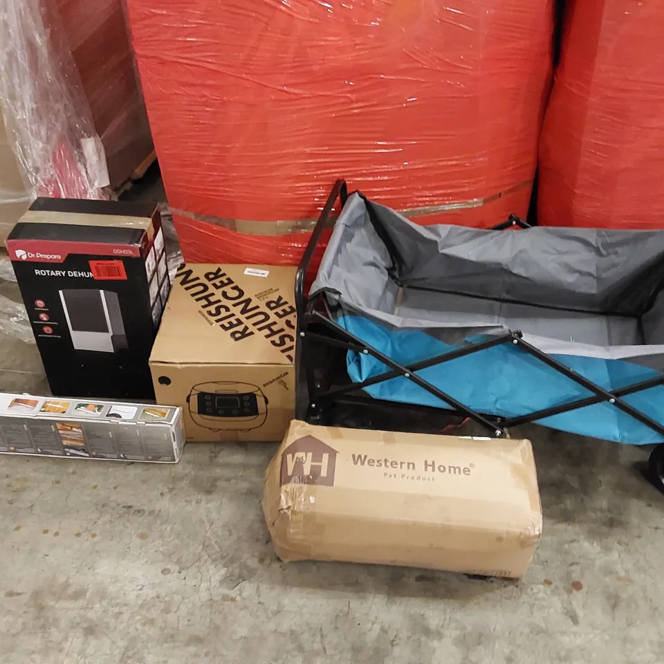 PALLET OF ASSORTED ITEMS INCLUDING: PRAM, DEHUMIDIFIER, RICE COOKER, OUTDOOR HEATER, PET BED