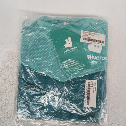 BAGGED SET OF 3 DELIVEROO SHORT SLEEVE BASE LAYER T-SHIRTS IN TEAL SIZE MEDIUM