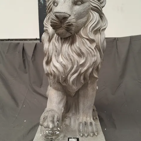 BOXED MY GARDEN STORIES LION SCULPTURE