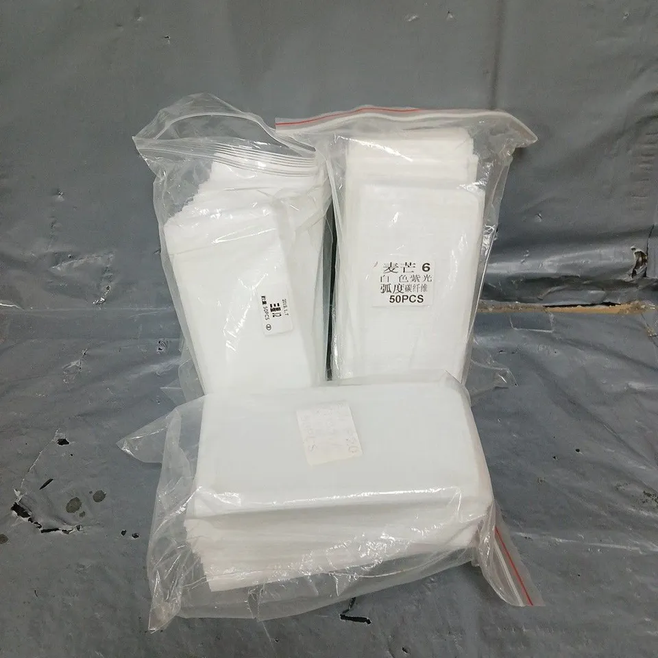 APPROXIMATELY 200 ASSORTED SMARTPHONE REPLACEMENT SCREENS