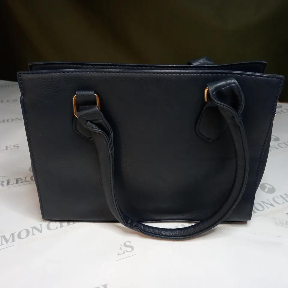 MAISON DE NIMES SHOULDER BAG